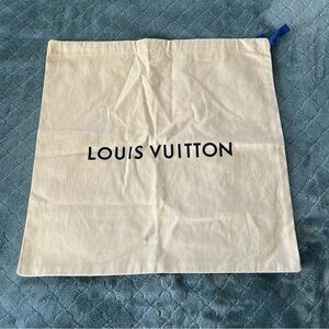 Louis‎ Vuitton Cream Dust Bag with Blue Accent
